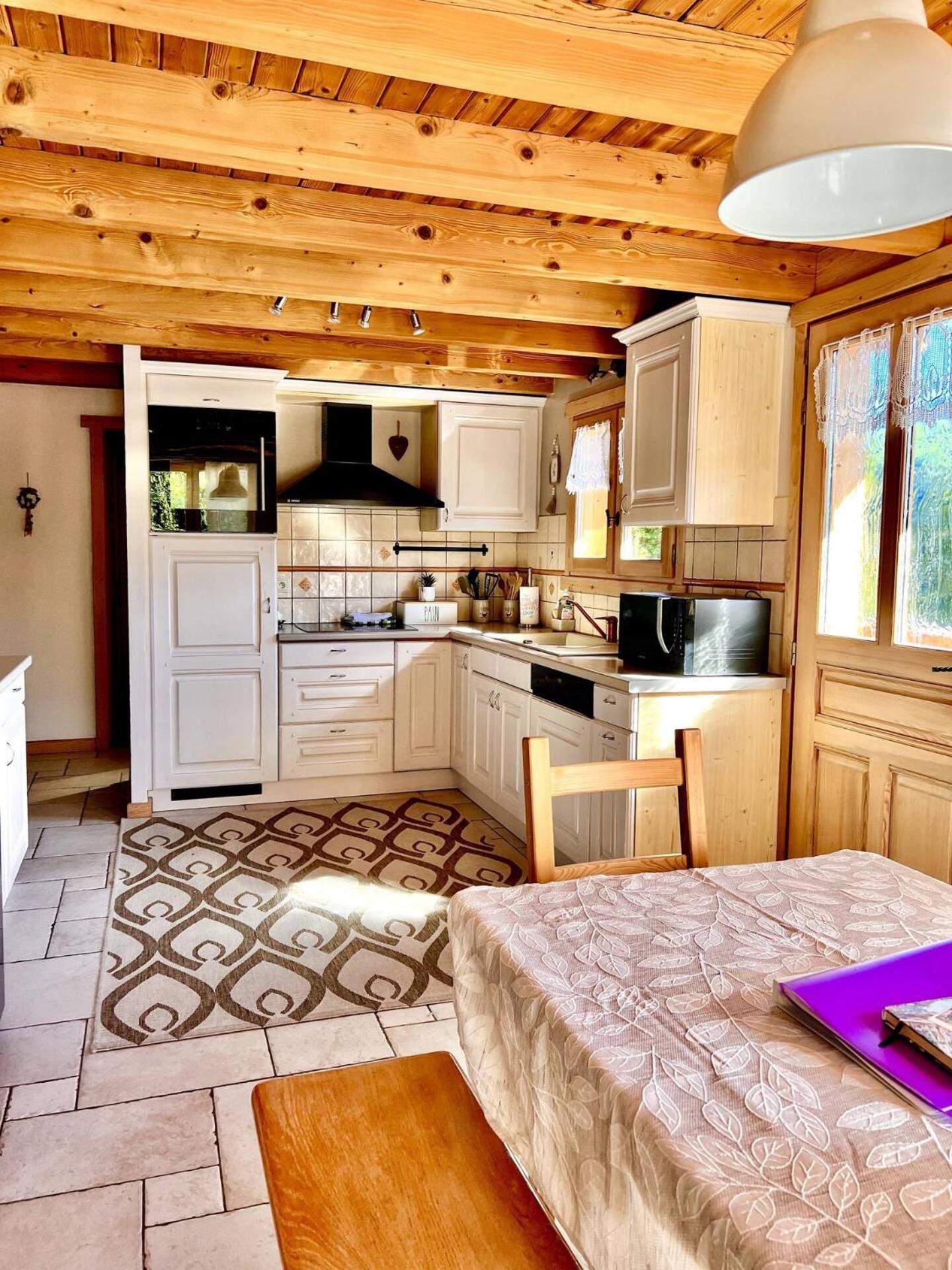 Charming Family Chalet For 8 People, With Private Hot Tub Les Clefs Exterior foto