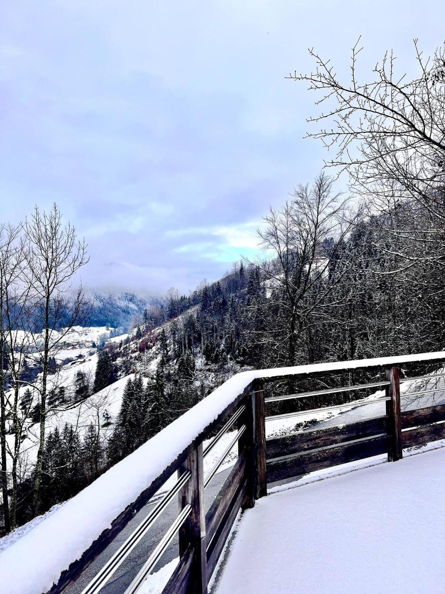 Charming Family Chalet For 8 People, With Private Hot Tub Les Clefs Exterior foto